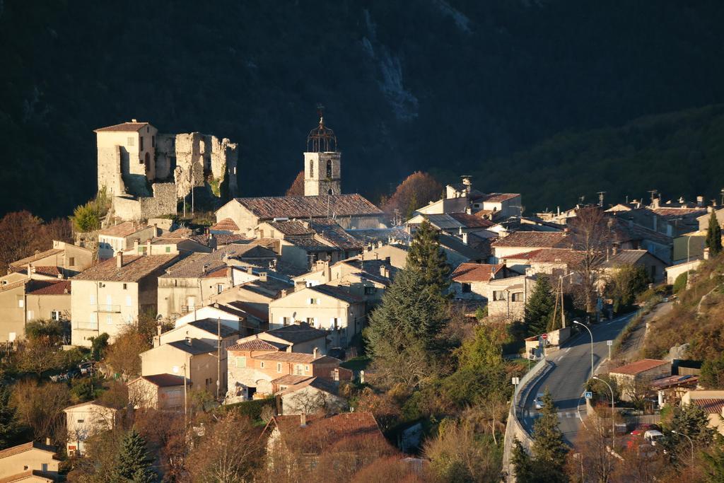 Au Pied du Château Gréolières-les-Neiges Extérieur photo